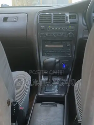 Toyota Mark II 1998 Silver