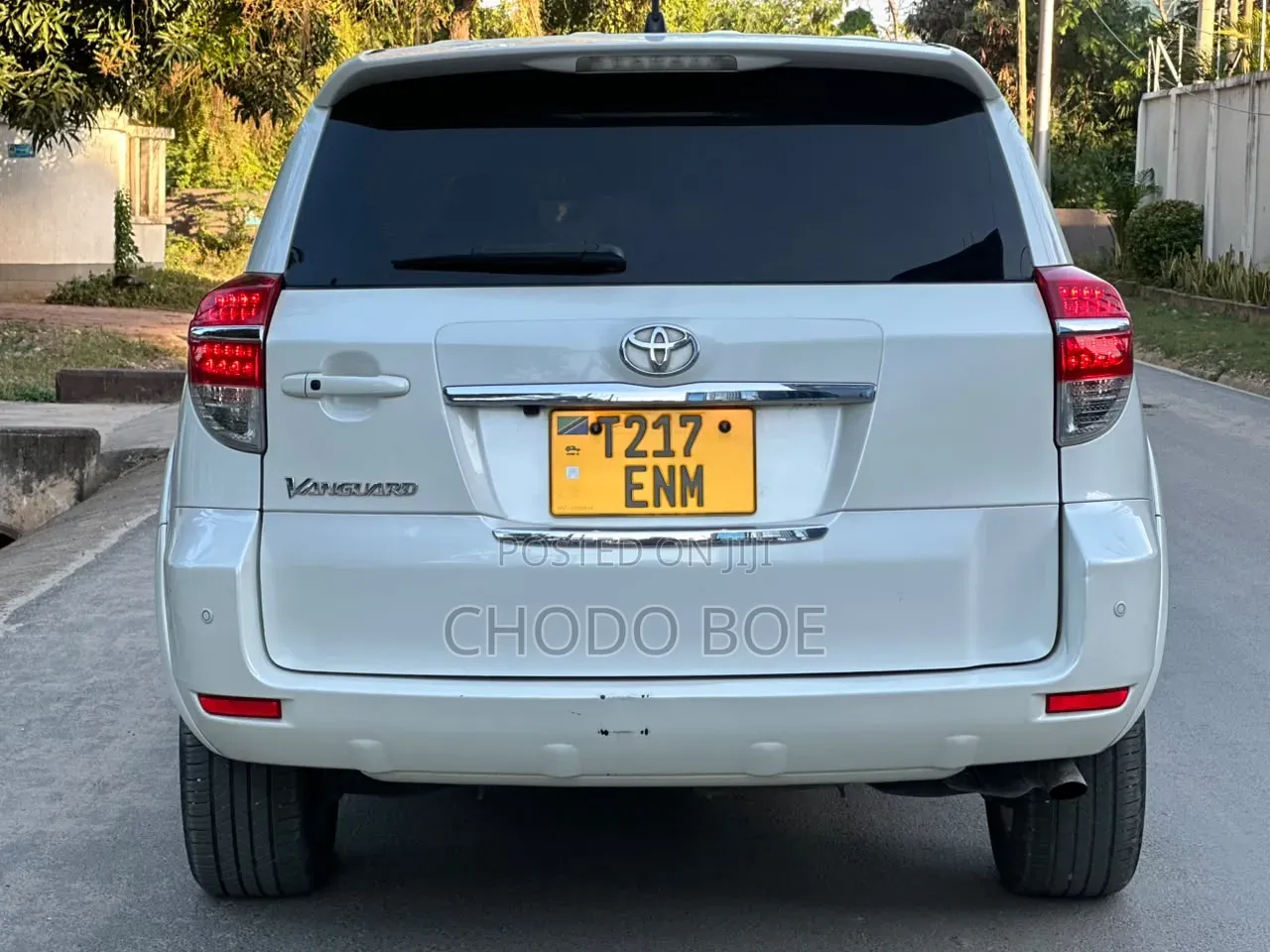 Toyota Vanguard 2010 Pearl