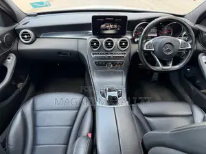 Mercedes-Benz C220 Classic 2016 White