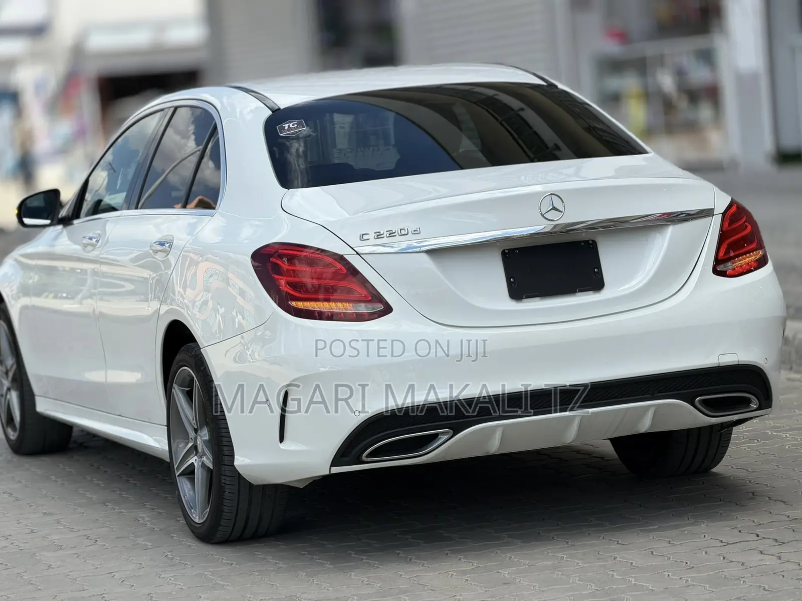 Mercedes-Benz C220 Classic 2016 White