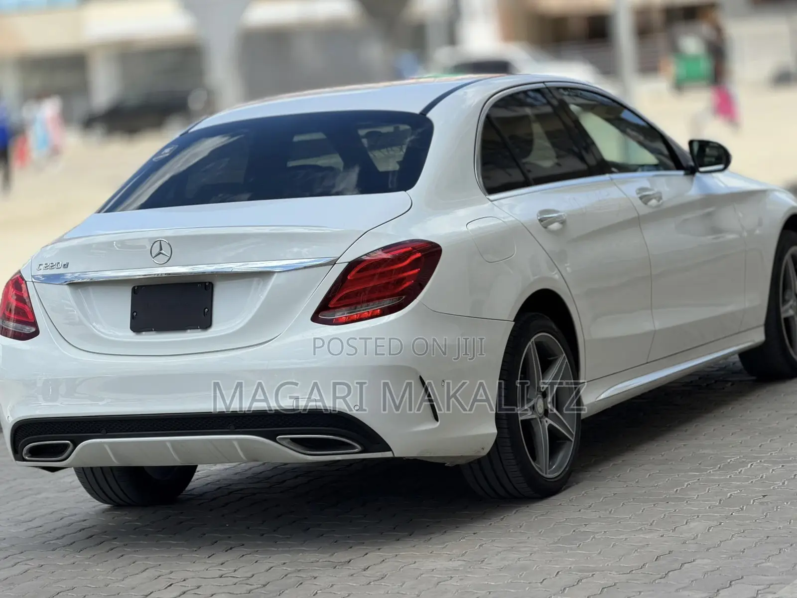 Mercedes-Benz C220 Classic 2016 White