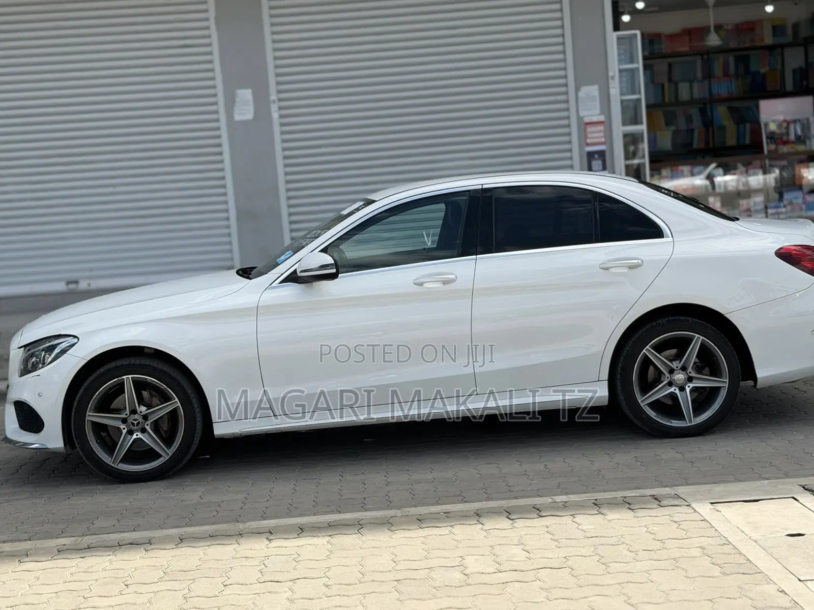 Mercedes-Benz C220 Classic 2016 White