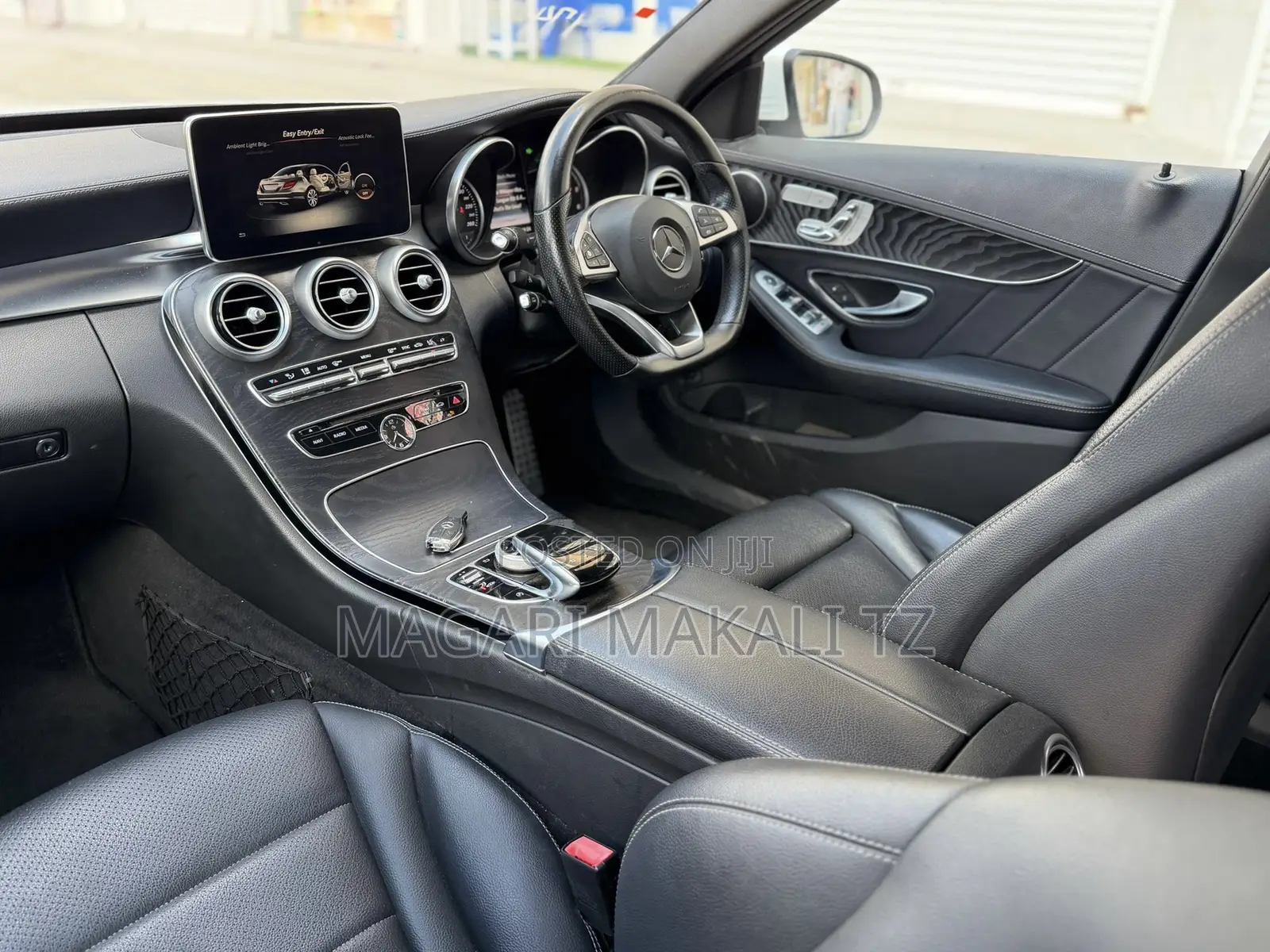 Mercedes-Benz C220 Classic 2016 White
