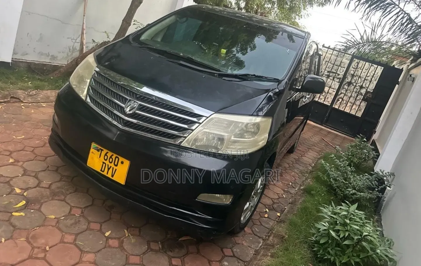 Toyota Alphard 2006 Black