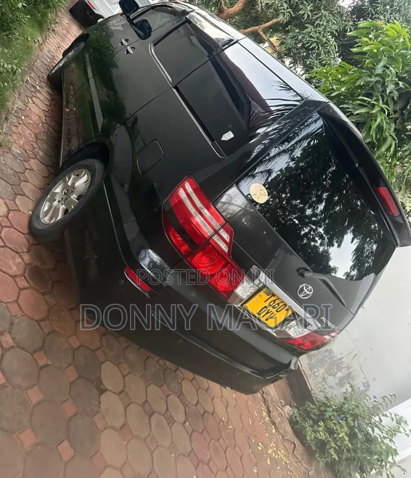 Toyota Alphard 2006 Black