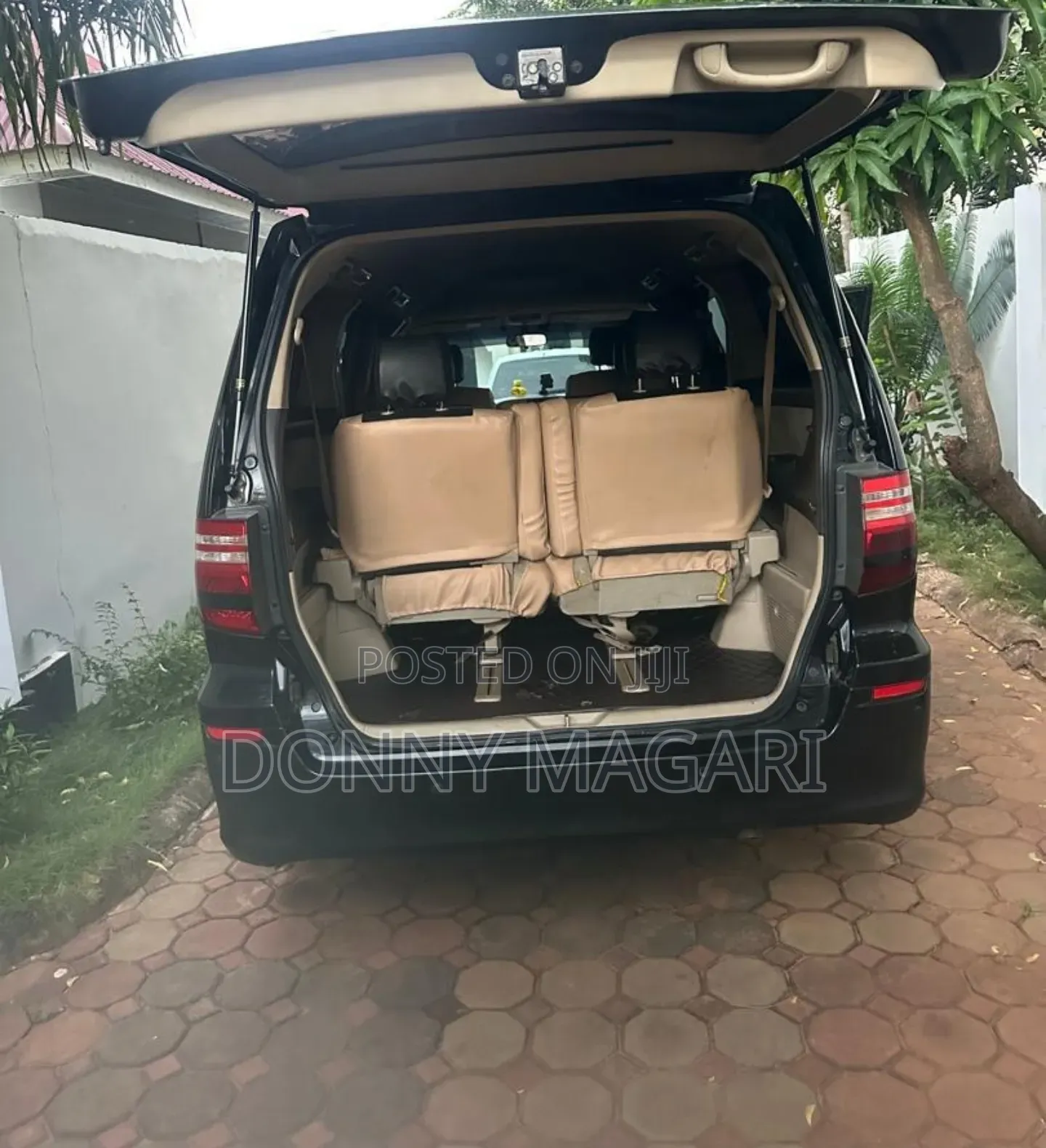 Toyota Alphard 2006 Black