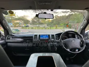 Toyota Quantum 2008 Black