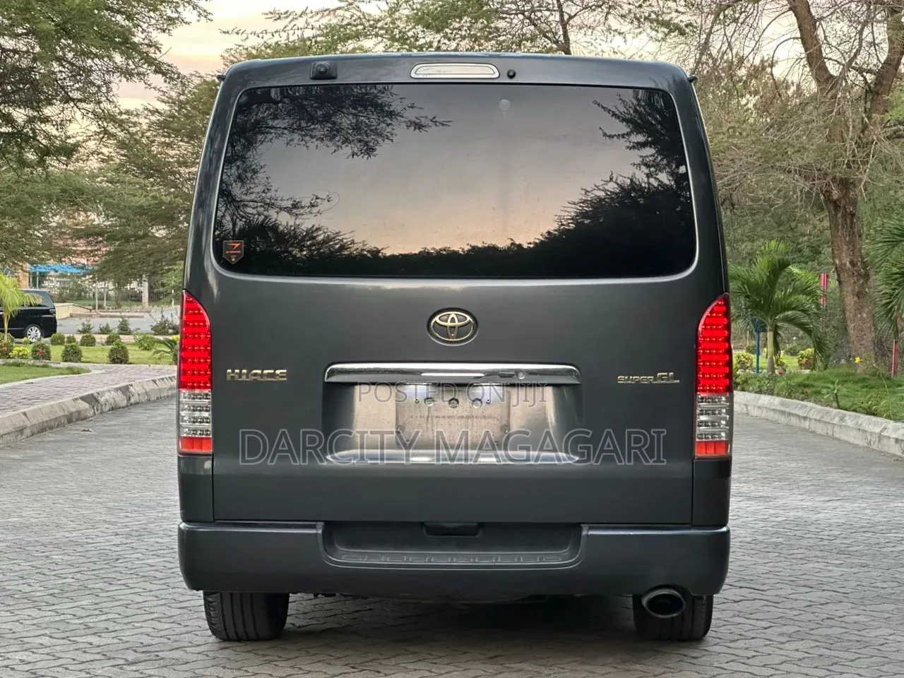 Toyota Quantum 2008 Black