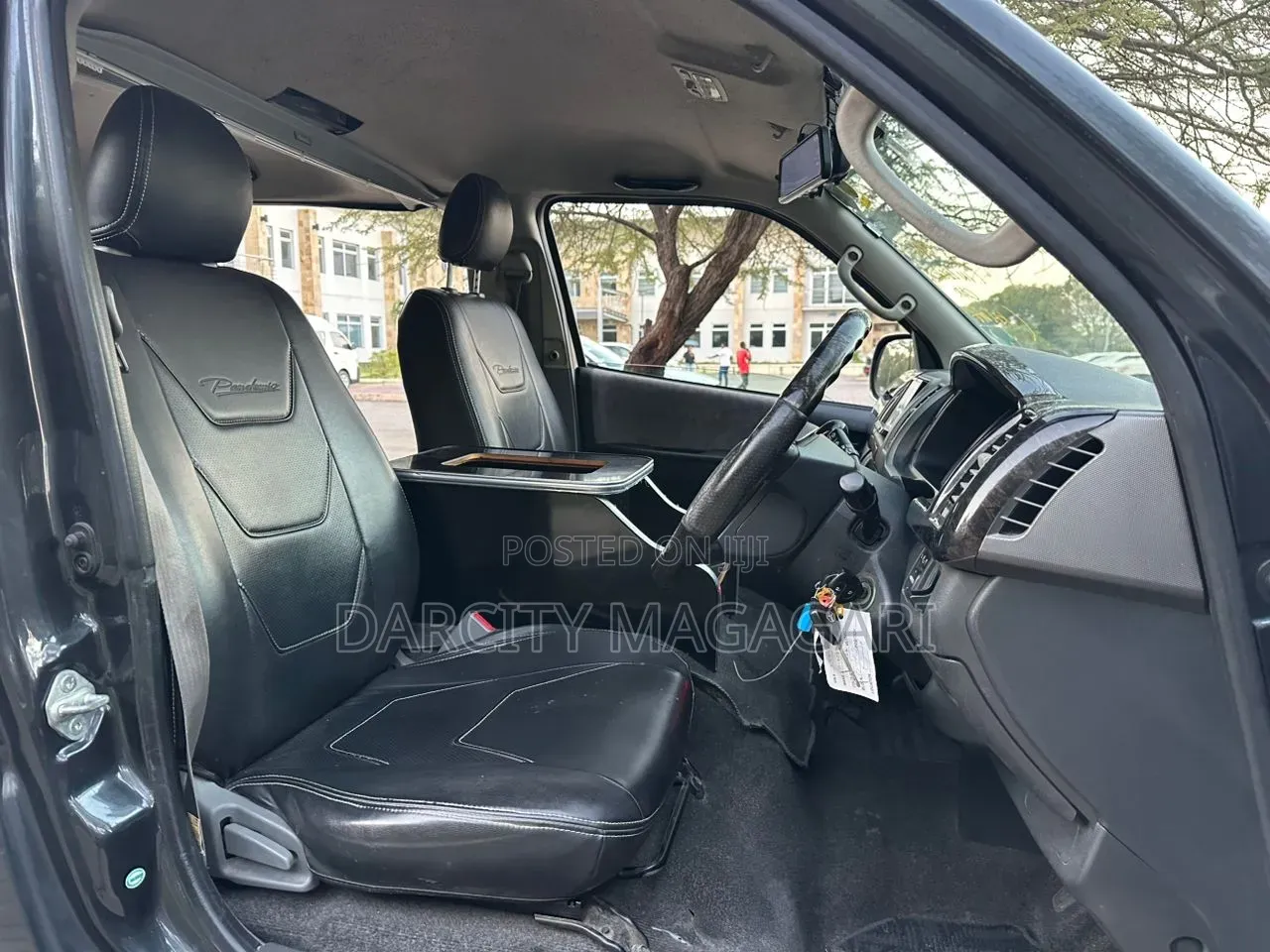 Toyota Quantum 2008 Black
