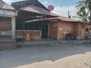 Nyumba Inauzwa