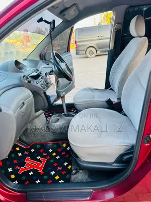 Toyota Vitz 1.3 AWD 3dr 2002 Red