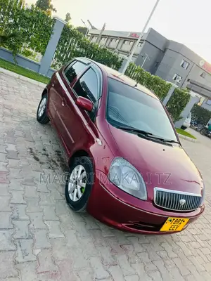 Toyota Vitz 1.3 AWD 3dr 2002 Red