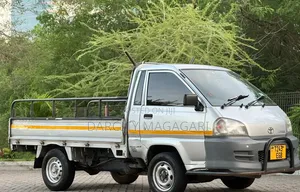 Toyokay Townace