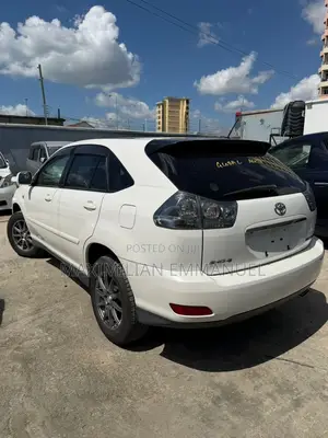 Toyota Harrier 2004 White