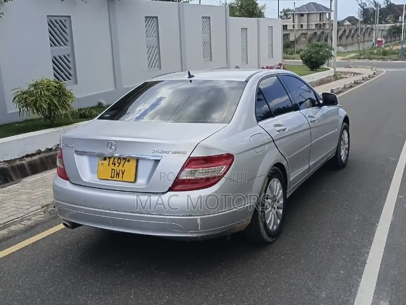 Mercedes-Benz C200 2008 Silver