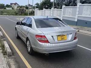 Mercedes-Benz C200 2008 Silver