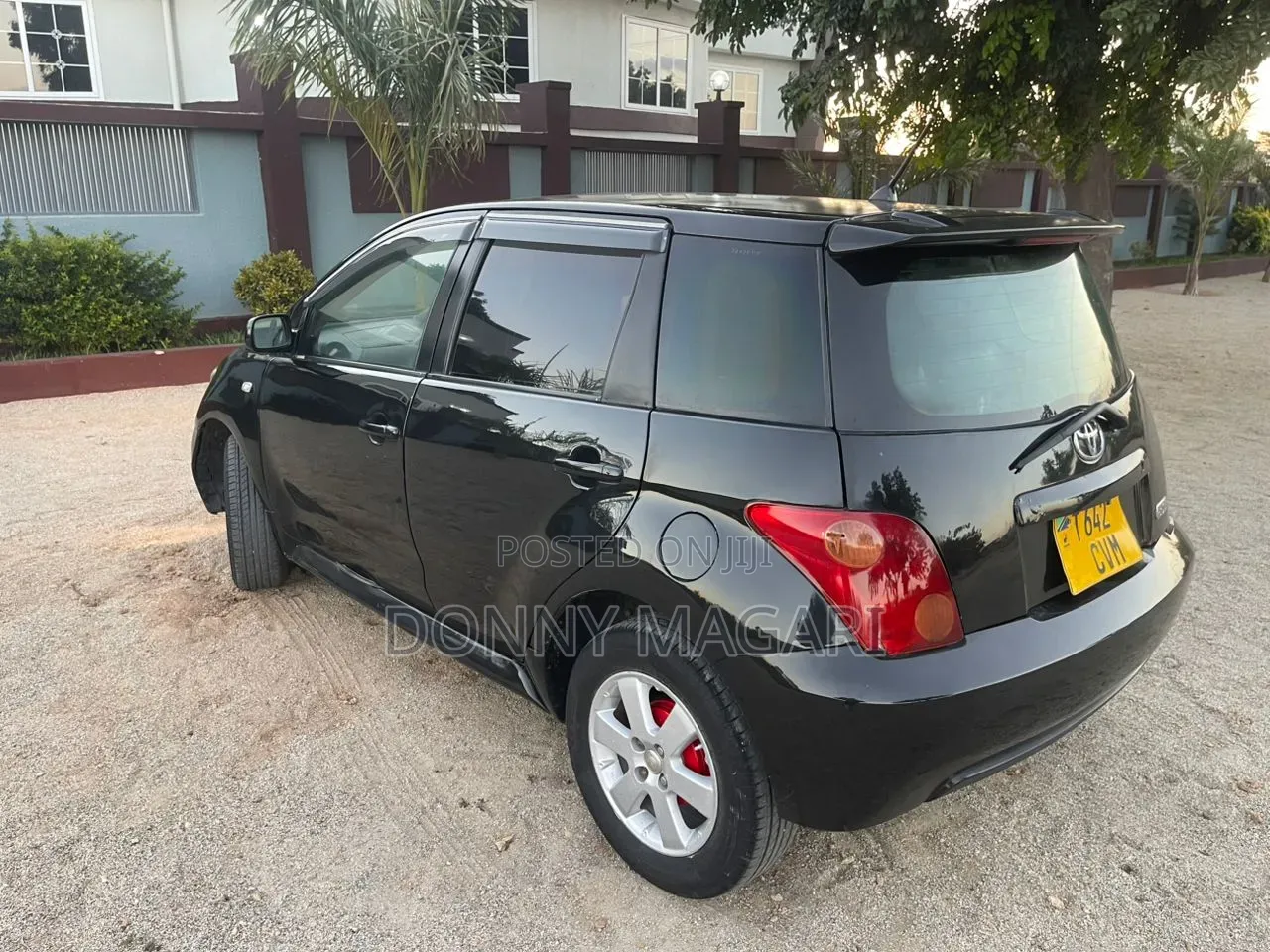Toyota IST 2005 Black