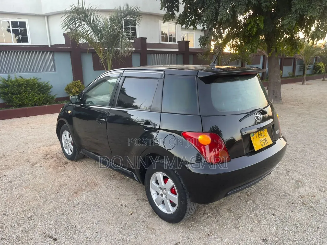 Toyota IST 2005 Black
