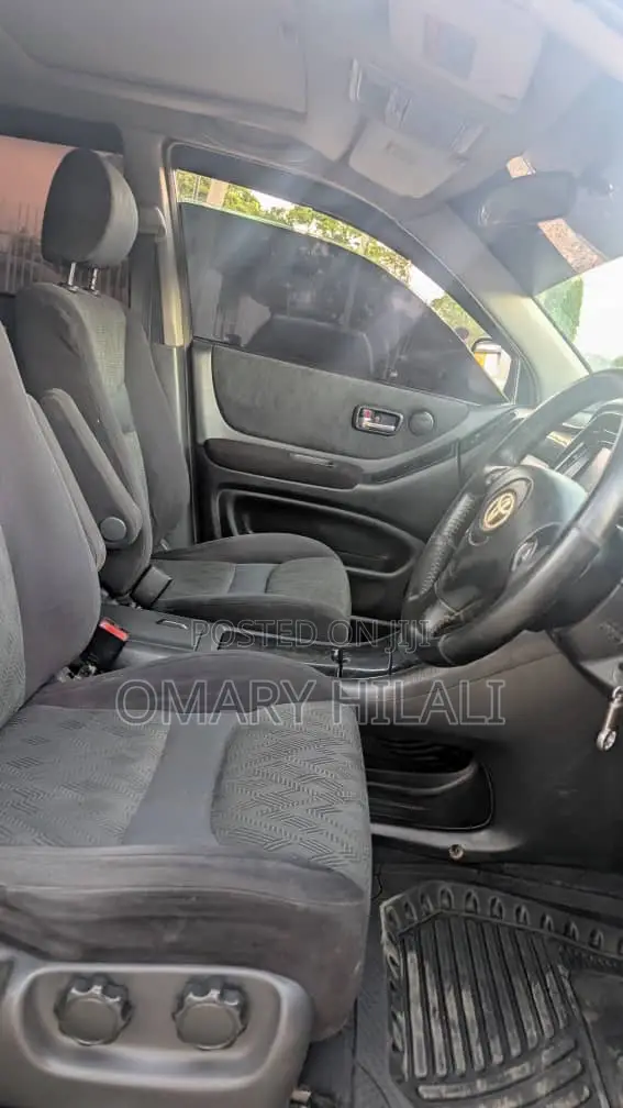 Toyota Kluger 2008 Black