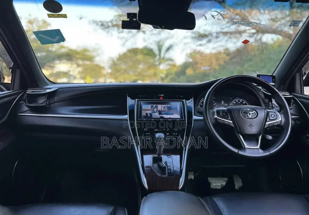 Toyota Harrier 2017 Black