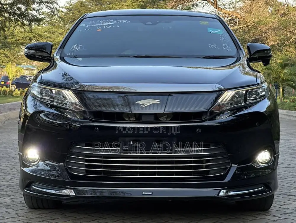 Toyota Harrier 2017 Black