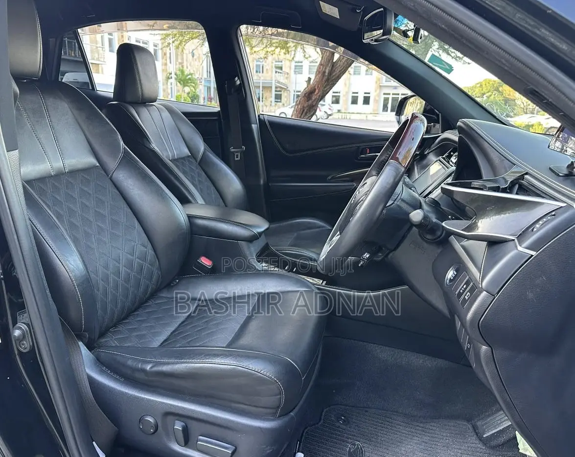 Toyota Harrier 2017 Black