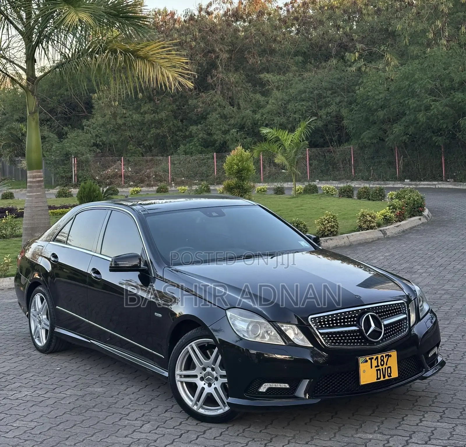 Mercedes-Benz E250 2011 Black