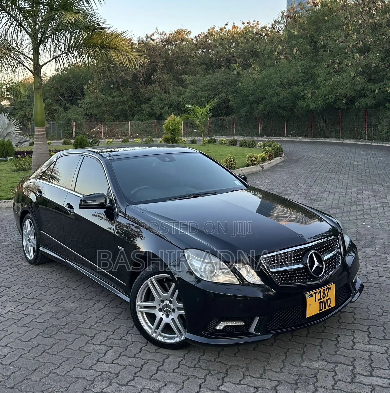 Mercedes-Benz E250 2011 Black