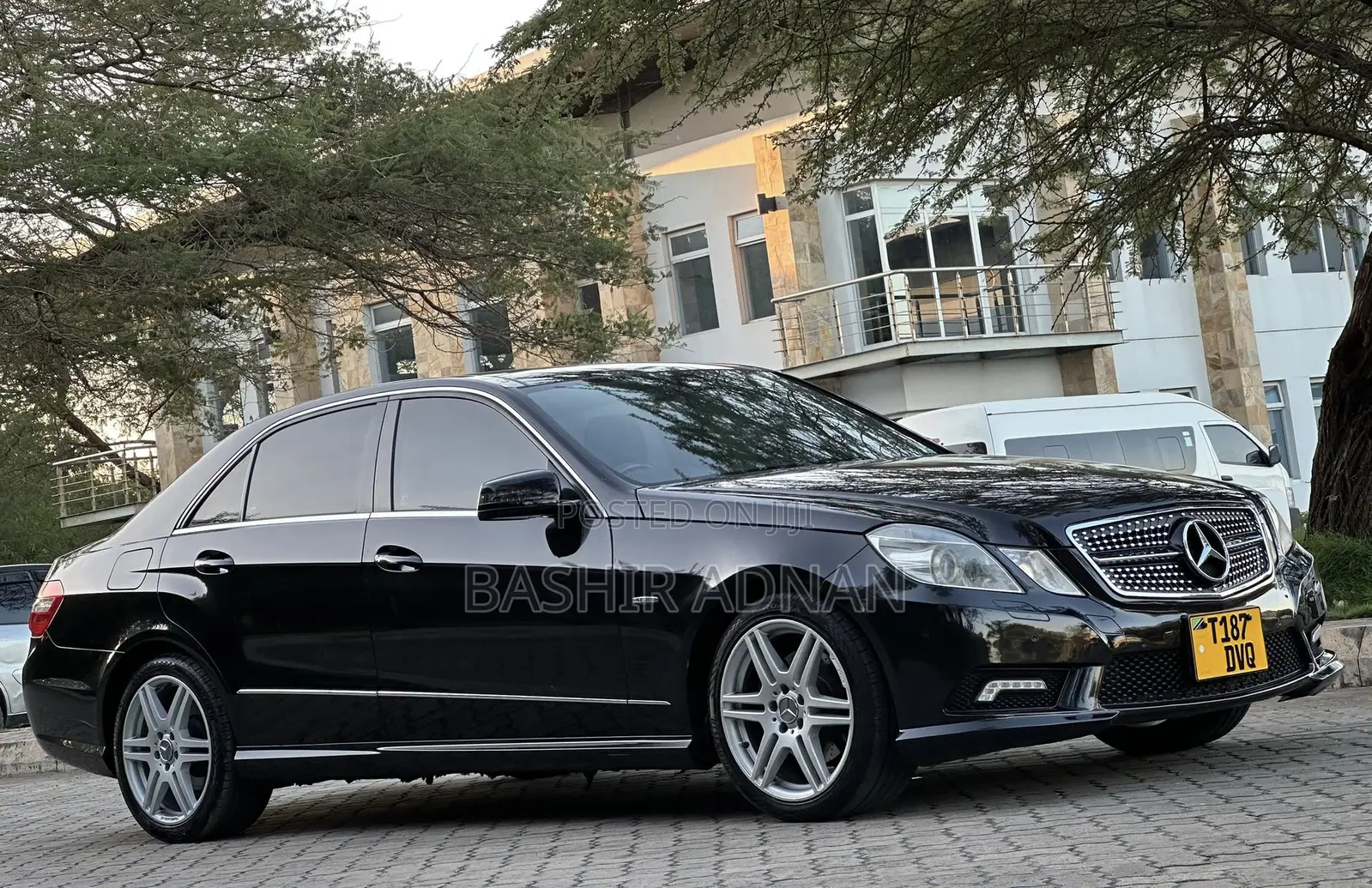 Mercedes-Benz E250 2011 Black