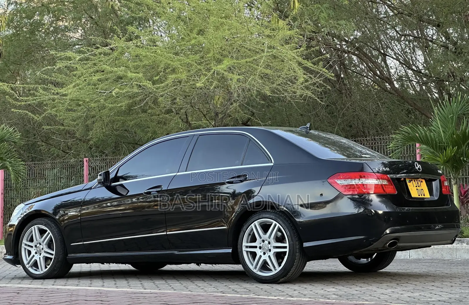 Mercedes-Benz E250 2011 Black
