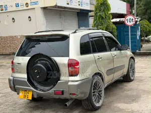 Toyota RAV4 2005 Beige