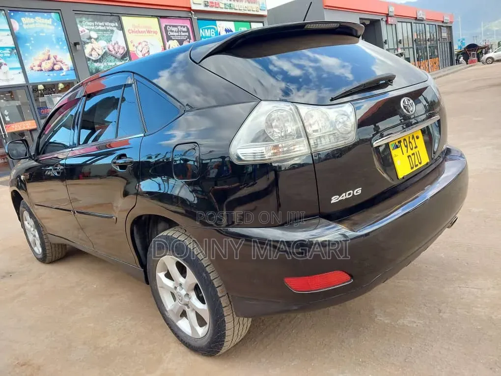 Toyota Harrier 2006 Black
