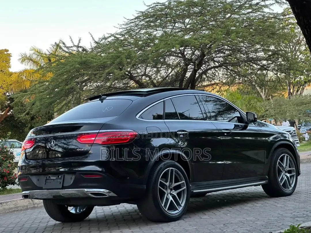 Mercedes-Benz GLE-Class 2017 Black
