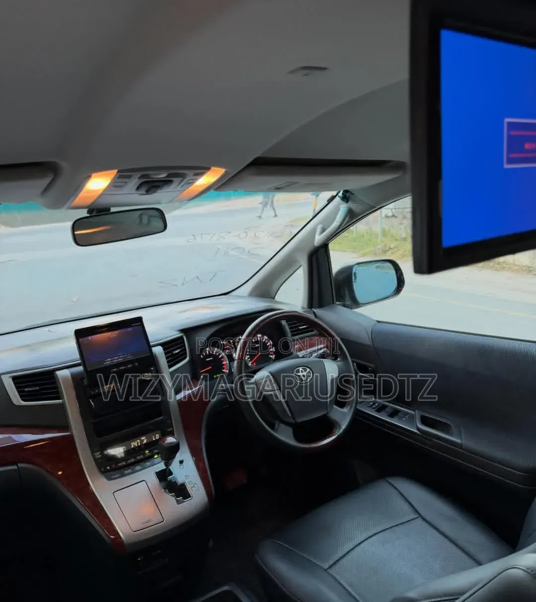 Toyota Alphard 2011 Grey