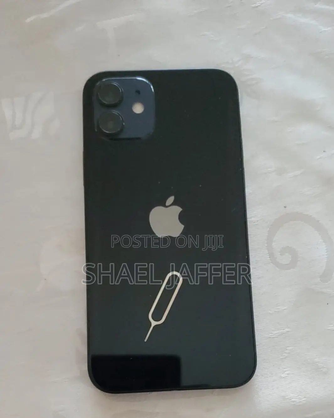 Apple iPhone 12 64 GB Black