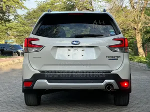 Subaru Forester 2019 White