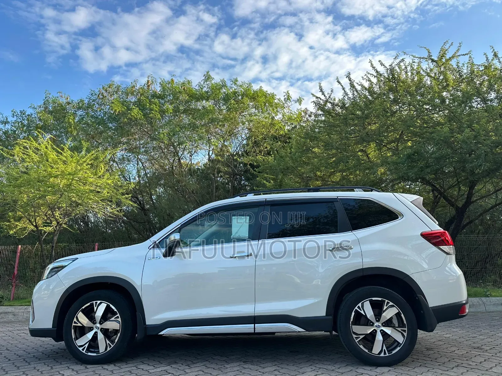 Subaru Forester 2019 White