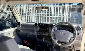 Toyota Land Cruiser 76 Series 2018 White
