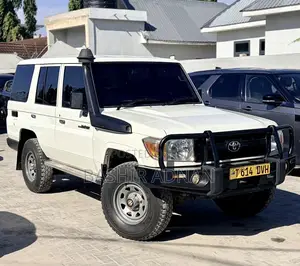 Toyota Land Cruiser 76 Series 2018 White
