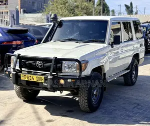 Toyota Land Cruiser 76 Series 2018 White