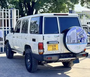 Toyota Land Cruiser 76 Series 2018 White