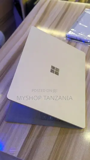 Laptop Microsoft Surface Laptop 4 8GB Intel Core i5 SSD 256GB