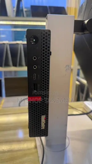 Desktop Computer Lenovo ThinkCentre M720 8GB Intel Core i5 SSD 256GB
