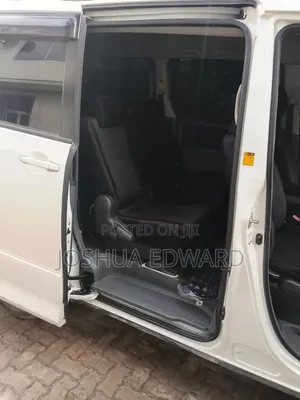 Toyota Noah 2008 White