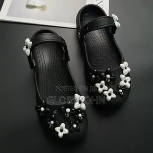 Crocs Za Wanawake – Nyepesi Na Zenye Muonekano Wa Kipekee