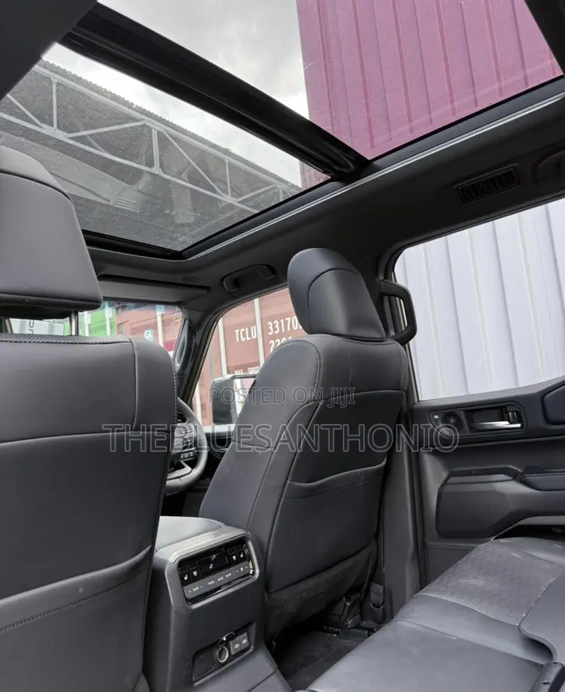 Toyota Land Cruiser Prado 2025 Gold