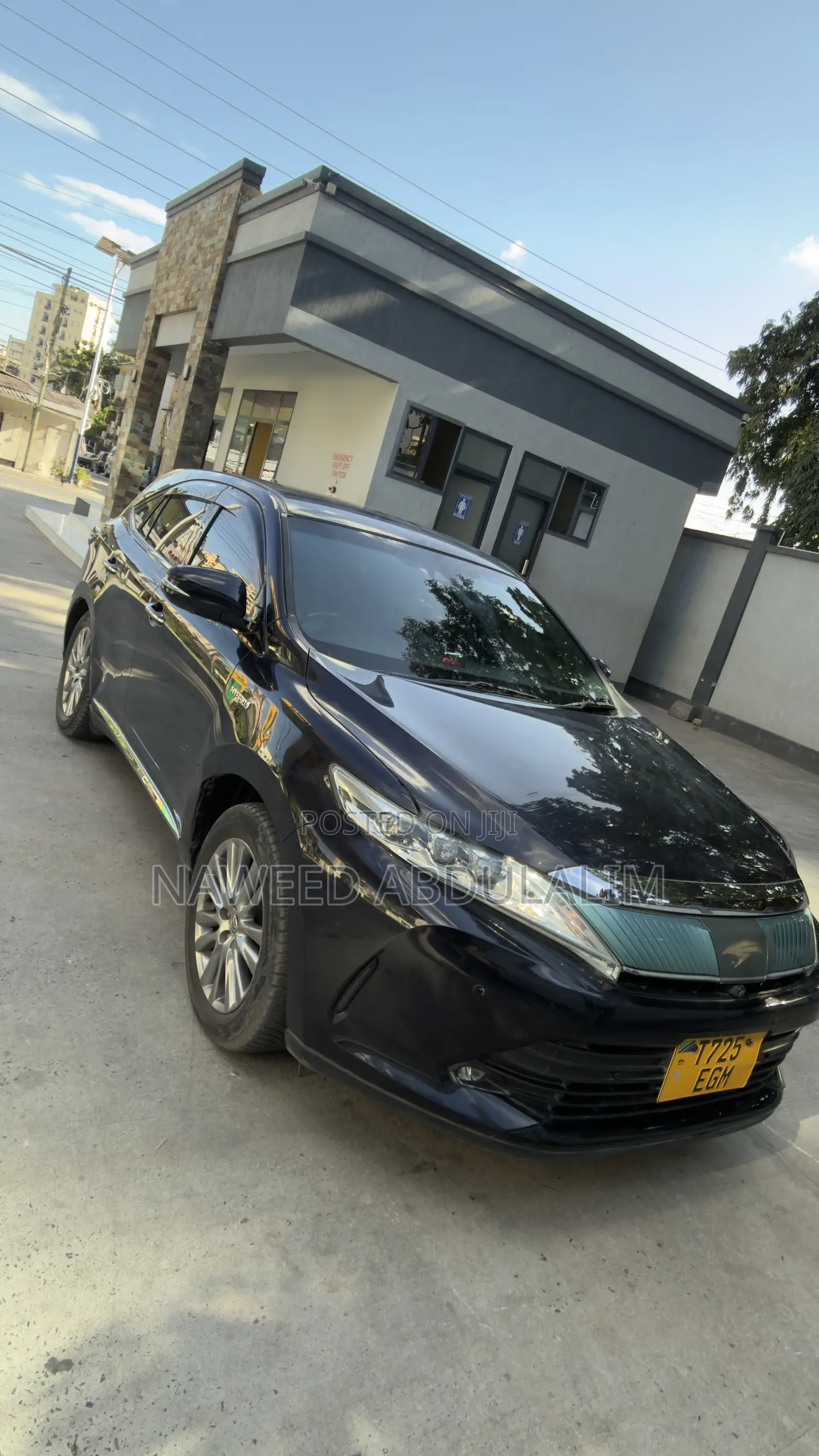 Toyota Harrier Anaconda