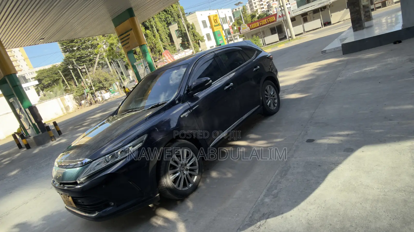 Toyota Harrier Anaconda