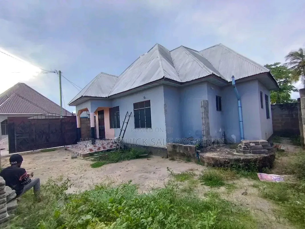 4bdrm House in Chamazi for sale