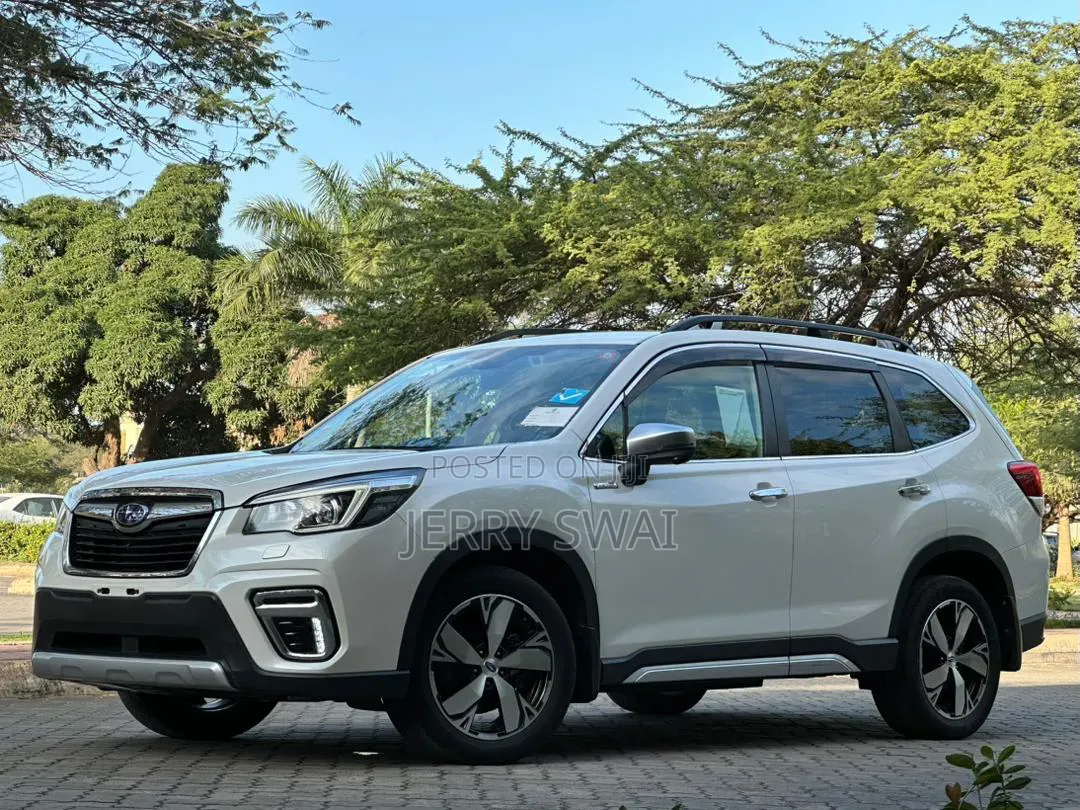 Subaru Forester 2019 Pearl